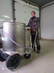 Installation of a dairy taxi 4.0 (Litinsky breeding farm)
