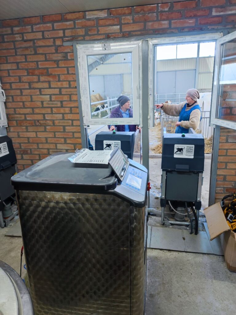 ТОВ Будівельна група Інтеграл. Система авт.годівлі телят CalfExpert