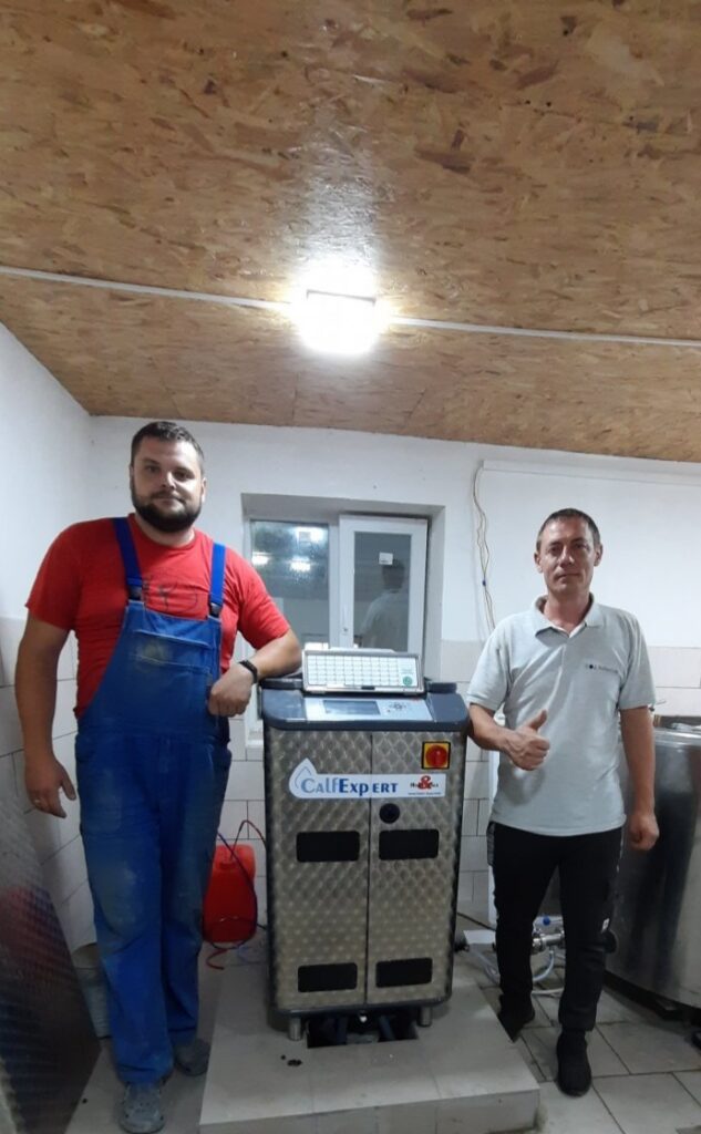Система автоматичної годівлі телят Calf Expert ПАОП “ПРОМІНЬ”
